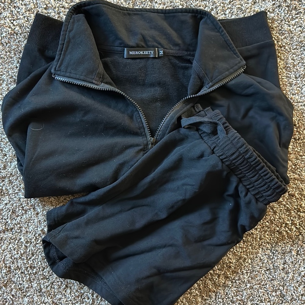 1/4 zip pullover and shorts set